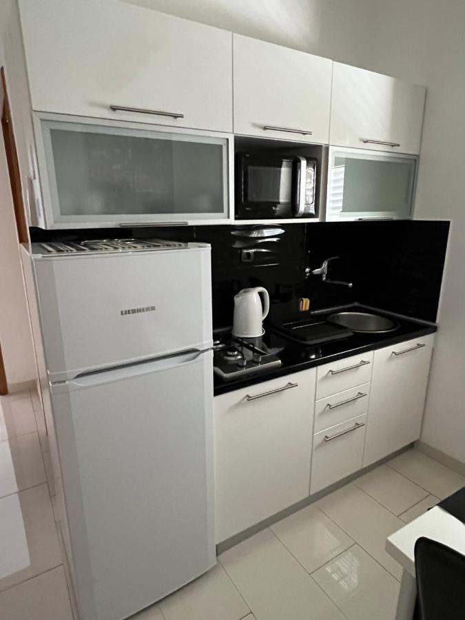 Apartments Loncar-Near Zrce Beach Novalja Ngoại thất bức ảnh